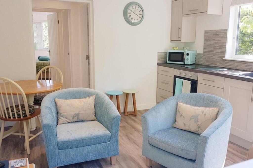 Iscraig Bach-Cosy 2 Bed Apartment-Close To Beach Trearddur Dış mekan fotoğraf